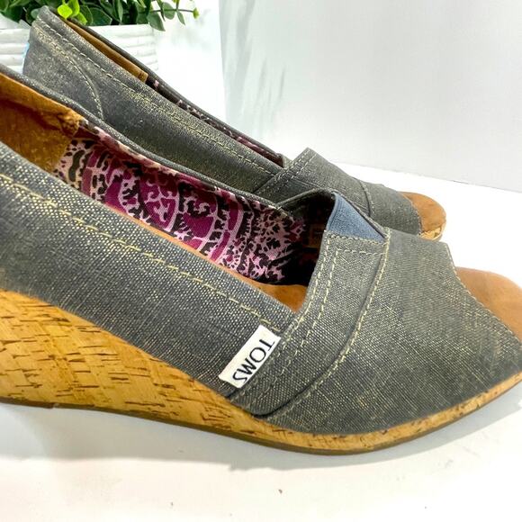 Toms Wedge Sandals Peep Toe Corklike Heel Blue Jean Women’s Shoes Size 9 1/2 - Picture 7 of 15